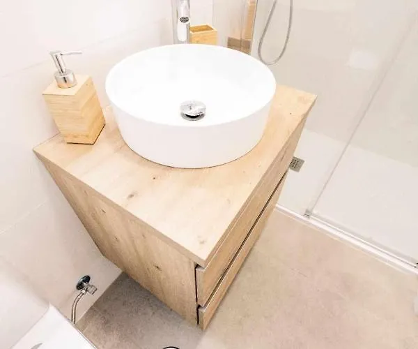 Surf House Canarias 3 *